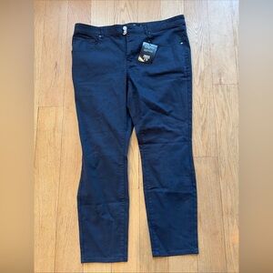 NWT UNDER 510 Stretch Jeans Mens 38x28 Dark Navy Deep Sea Wash U510